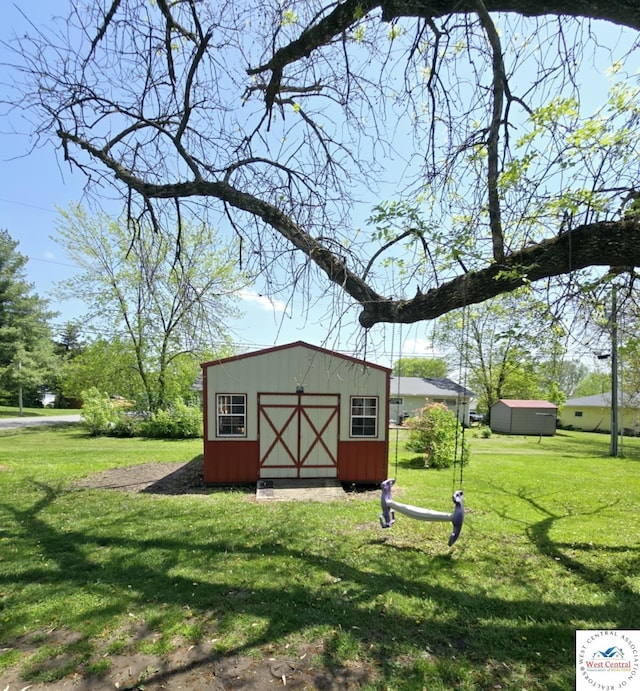 502 S Ferguson Ave, Tipton, MO 65081 - view of shed