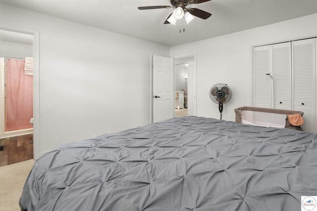 321 E 17th St, Sedalia, MO 65301 - bedroom with wood finished floors, a closet, ensuite bath, and ceiling fan