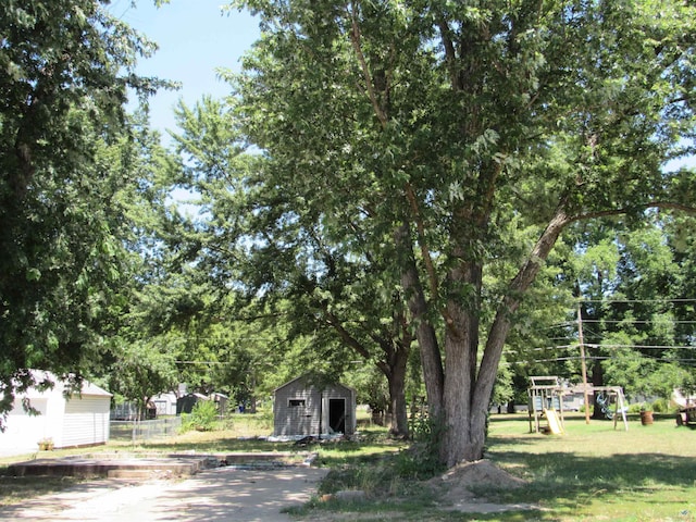 1407 E 6th St, Sedalia, MO 65301 - photo 2