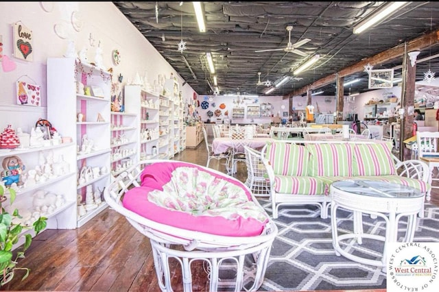304 W Main St, Sedalia, MO 65301 - interior space