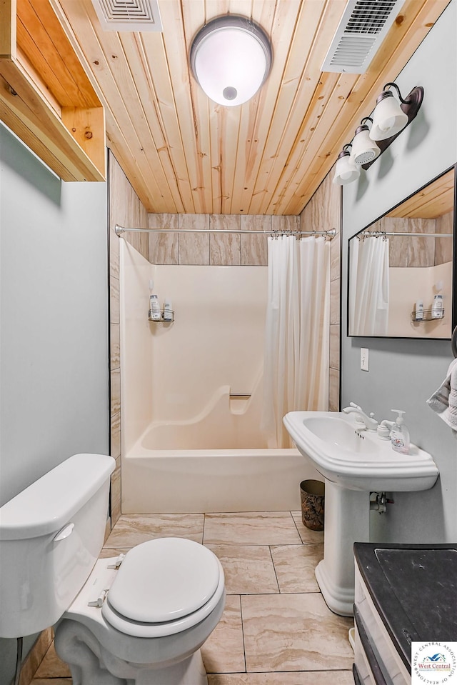 810 Harris St, Clinton, MO 64735 - bathroom with toilet, shower / bath combo with shower curtain, and wooden ceiling
