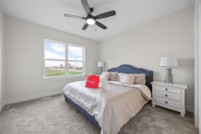 bedroom featuring carpet floors and ceiling fan