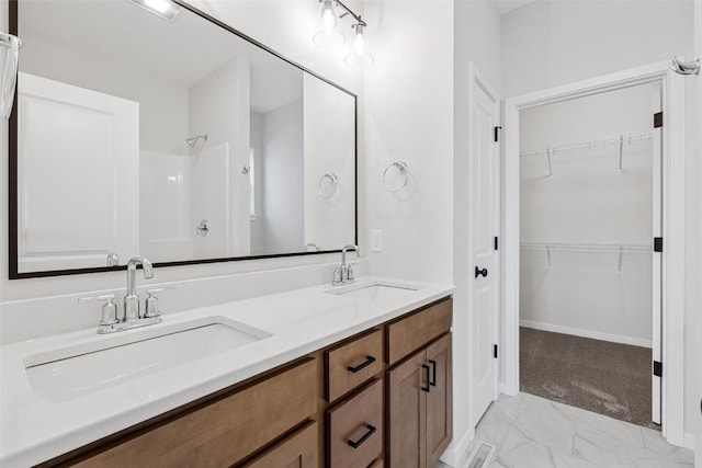 bathroom with vanity