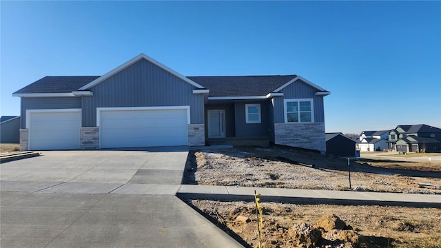 view of front facade with a garage