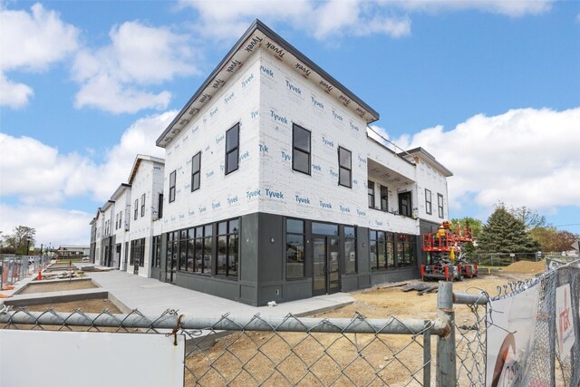 1500 Main St Unit 208, Ely, IA 52227
