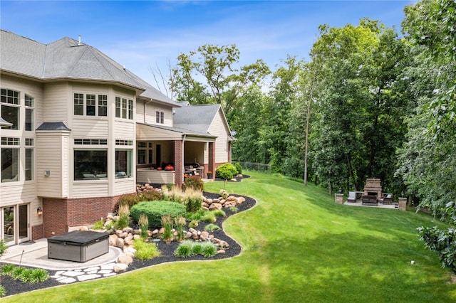 view of yard featuring a patio