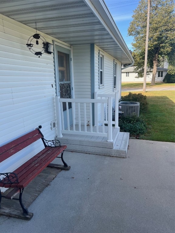 view of patio featuring cooling unit