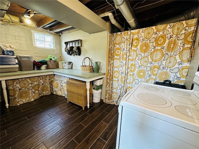 washroom featuring dark wood-type flooring