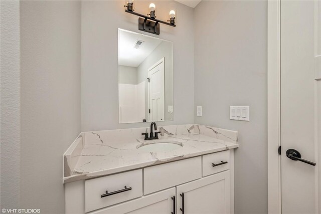 2734 Rookwood Ln, Marion, IA 52302 - bathroom featuring vanity