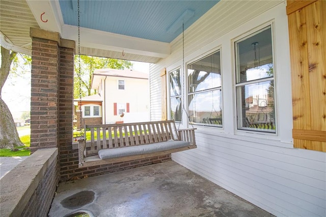 view of patio / terrace with covered porch