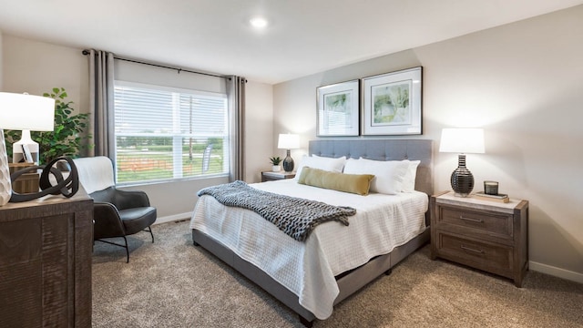 view of carpeted bedroom