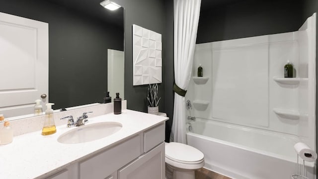 full bathroom featuring shower / tub combo with curtain, vanity, toilet, and wood-type flooring