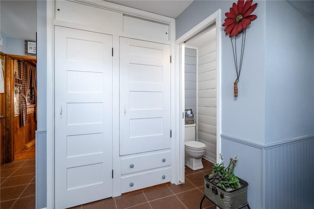 2482 65th St, Vinton, IA 52349 - bathroom featuring tile patterned flooring and toilet
