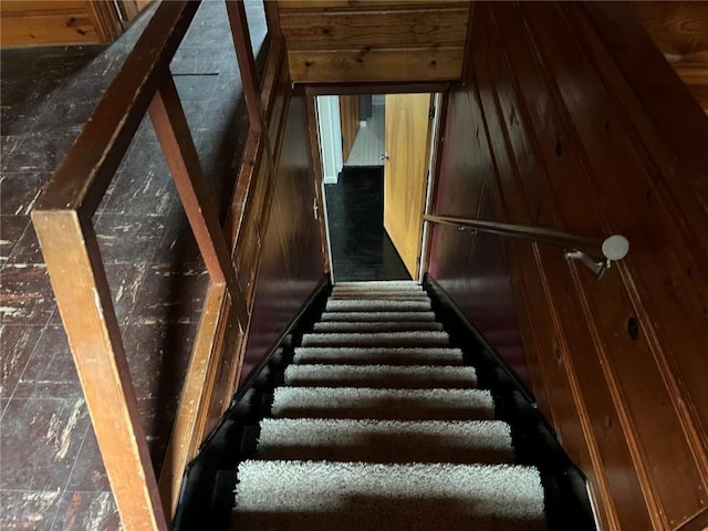 202 N Williams St, Anamosa, IA 52205 - view of stairs