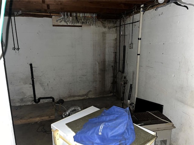 202 N Williams St, Anamosa, IA 52205 - view of unfinished basement