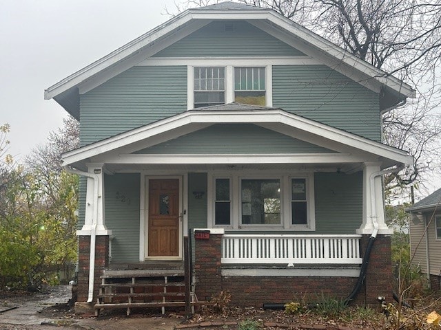 bungalow-style house with a porch