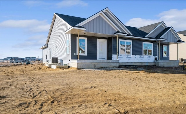 view of front of house with central air condition unit