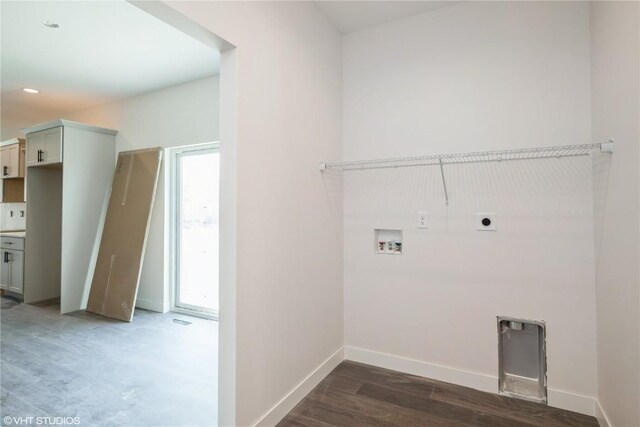 2362 Bluegrass St, Marion, IA 52302 - washroom with electric dryer hookup, wood finished floors, and hookup for a washing machine