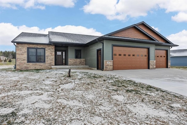 view of front of house featuring a garage