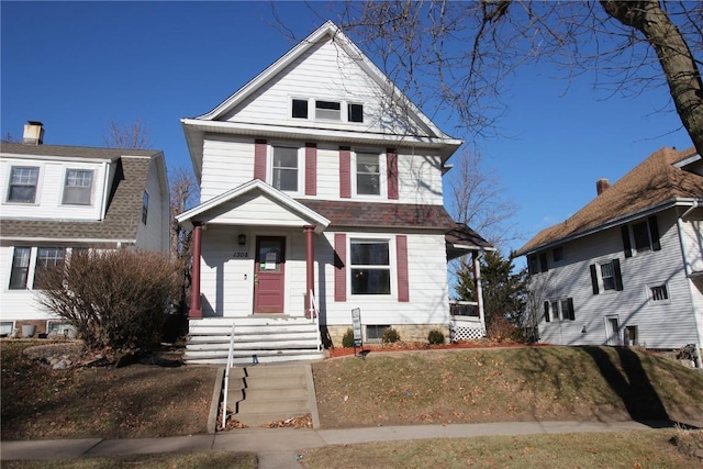 view of front of house