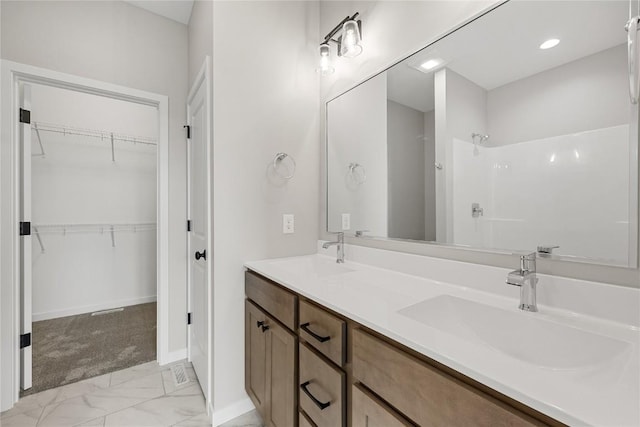 bathroom with vanity