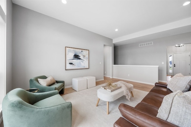 334 Quiver Ct, Marion, IA 52302 - living room featuring recessed lighting, light wood finished floors, and baseboards