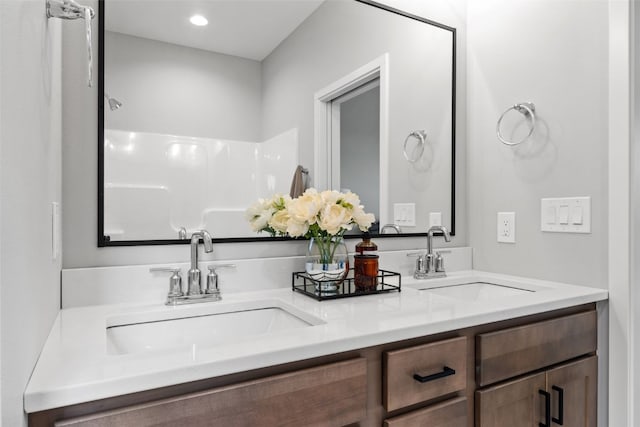 334 Quiver Ct, Marion, IA 52302 - full bath featuring double vanity and recessed lighting