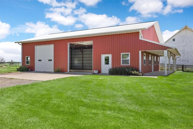 exterior space featuring a yard