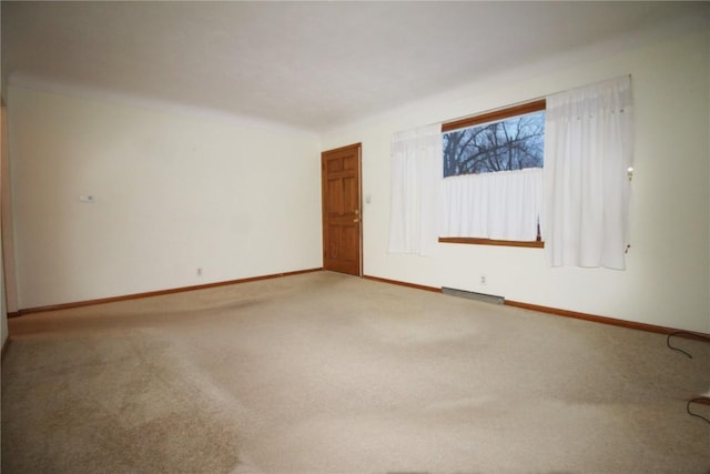 spare room with carpet flooring