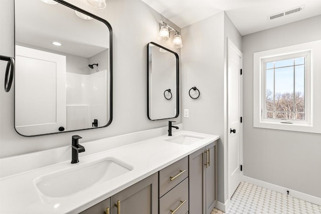 bathroom with vanity