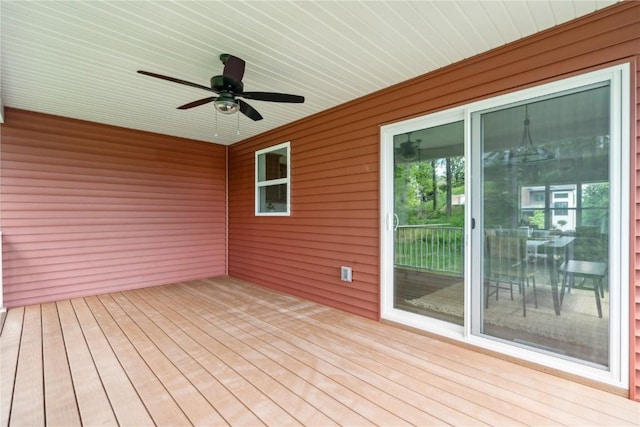 deck with ceiling fan