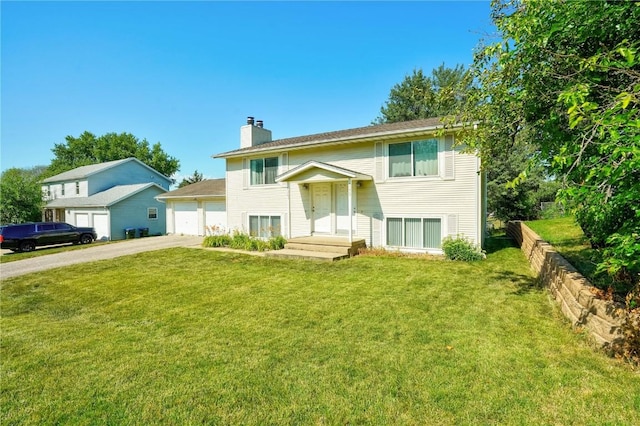 split foyer home with a front yard