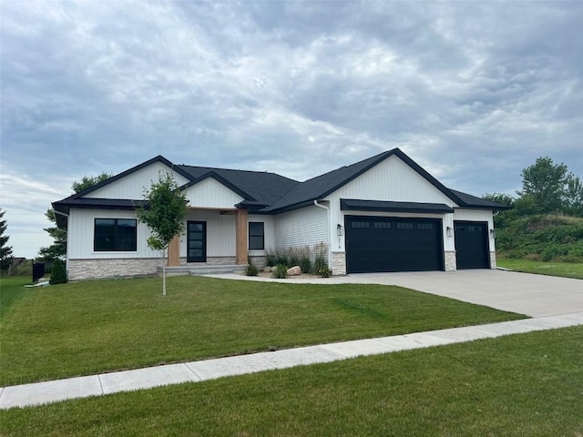 214 Williams Dr, Marion, IA 52302 - photo 1