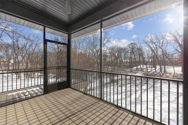 view of unfurnished sunroom