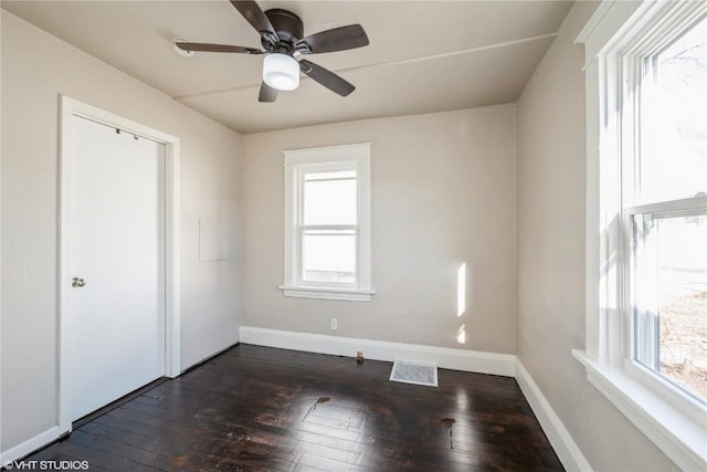 854 12th St NE, Cedar Rapids, IA 52402 - photo 18