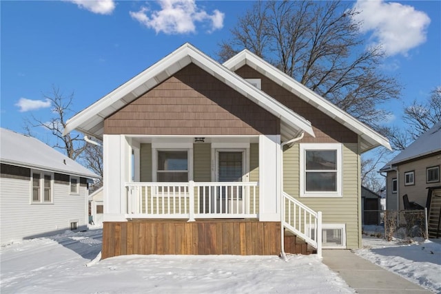 view of front of house featuring covered porch