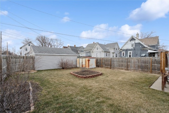 view of yard with a shed