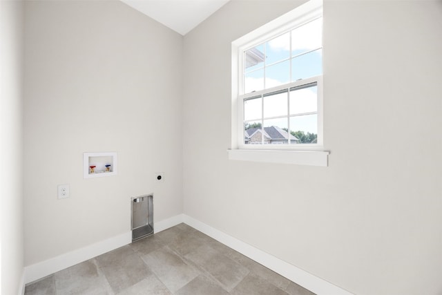 750 Hampshire Dr, Marion, IA 52302 - laundry room with electric dryer hookup and washer hookup