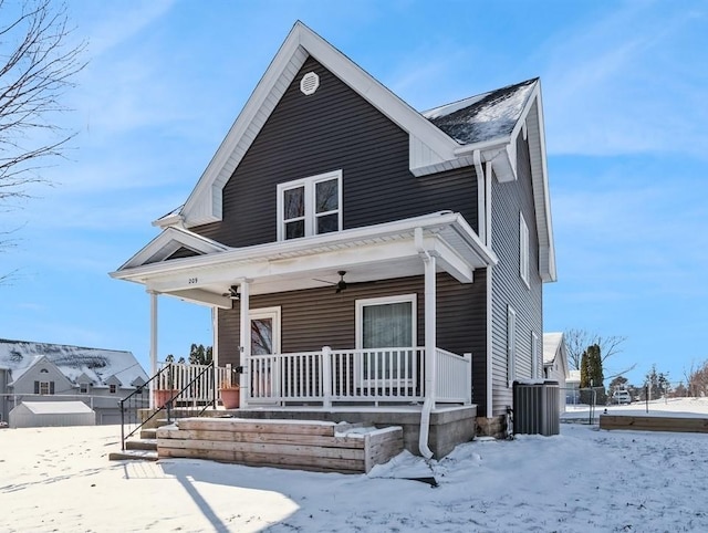 view of front facade with covered porch