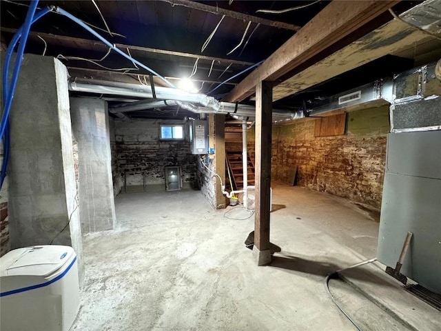 1609 11th Ave, Belle Plaine, IA 52208 - below grade area with electric panel and visible vents