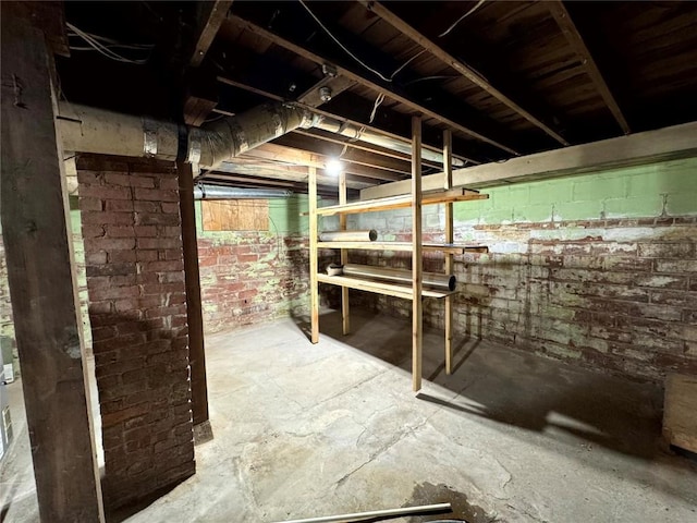 1609 11th Ave, Belle Plaine, IA 52208 - view of unfinished basement