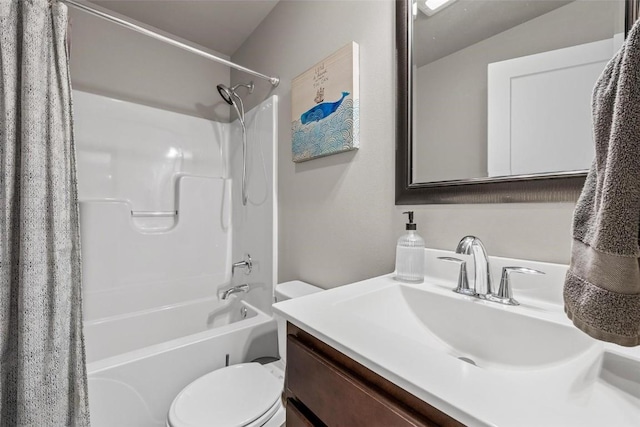 full bathroom featuring vanity, toilet, and shower / bath combo