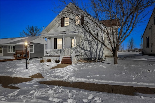 view of front of house featuring a porch