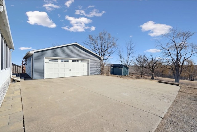 view of detached garage