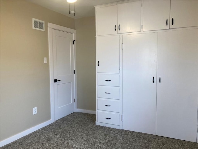 closet with visible vents