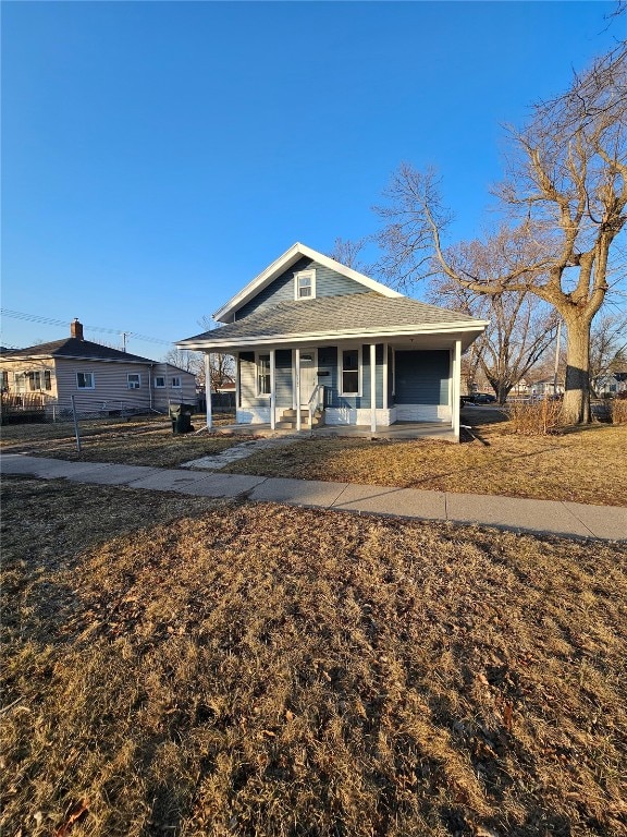 view of front of property with covered porch