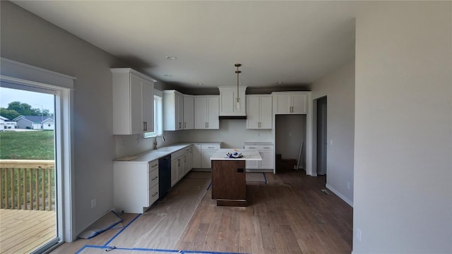 225 Meadows Field Dr NE, Cedar Rapids, IA 52402 - photo 2