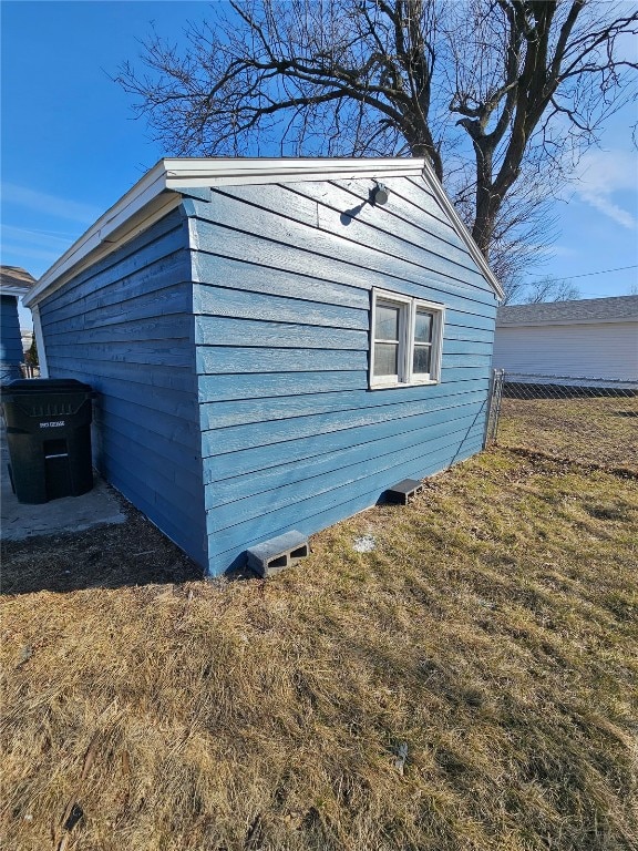 view of outbuilding