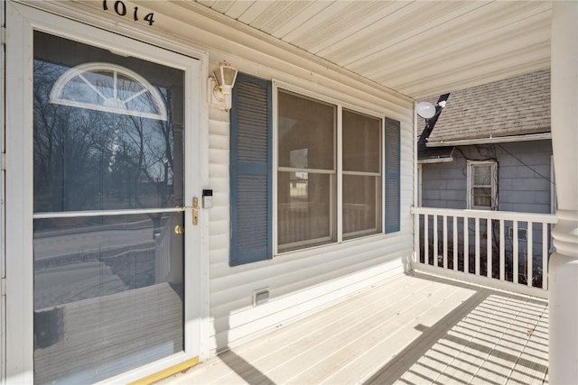 exterior space featuring a porch