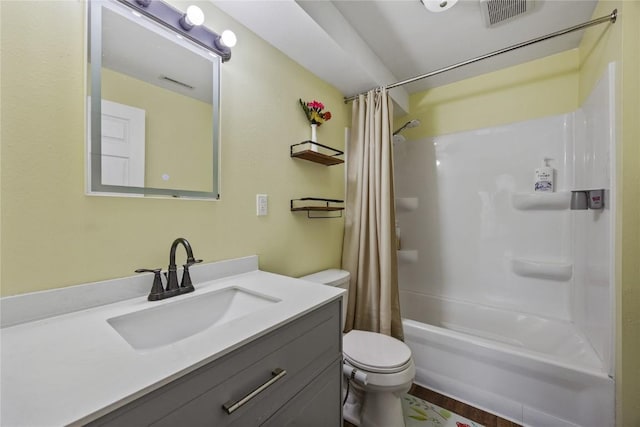 full bath featuring visible vents, toilet, shower / tub combo with curtain, and vanity